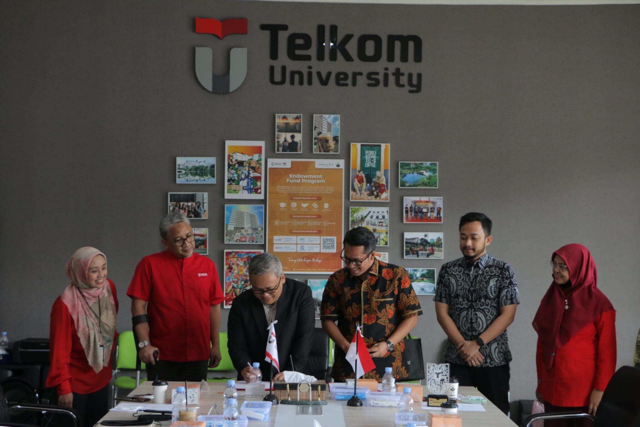 PENANDATANGANAN NOTA KESEPAHAMAN ANTARA TELKOM UNIVERSITY DENGAN PT MARKIJA BERDAYA BERSAMA & PT SAS INSTITUTE