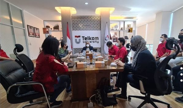 Kunjungan & Diskusi Potensi Kerjasama dengan LENOVO