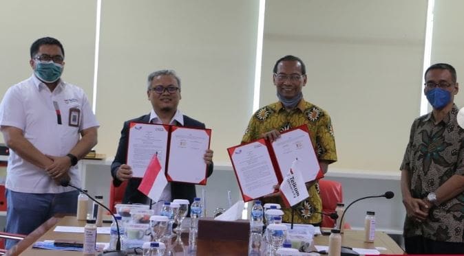 Penandatanganan MoU dengan PT Telenetina Sarana Teknik Utama