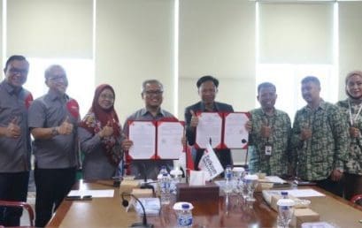 Penandatanganan MOU TelU & Sekolah Tinggi Ilmu Administrasi (STIA) Bagasasi (10 Juli 2023)