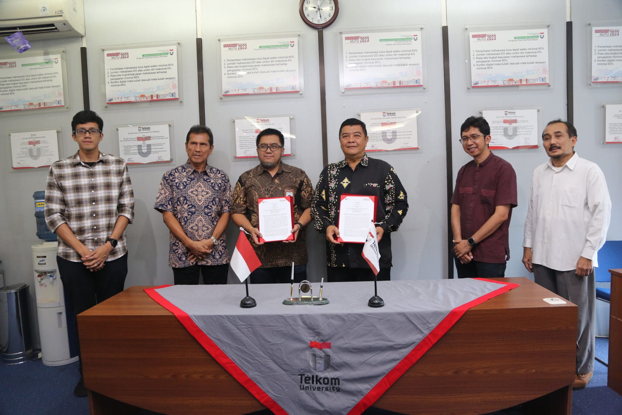 Telkom University menjalin kerjasama dengan Institut Teknologi Batam dan Batam Tourism Polytechnic