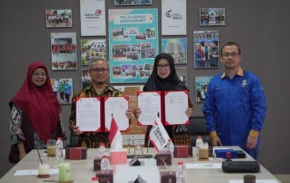 Penandatanganan MOU Universitas Sains dan Teknologi Indonesia