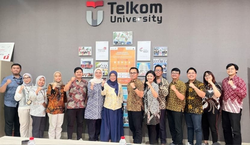 Kunjungan Universitas Kristen Maranatha di Telkom University Kunjungan Universitas Kristen Maranatha di Telkom University