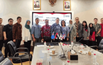 Benchmark and Discussion with Deakin University Lancaster University Indonesia