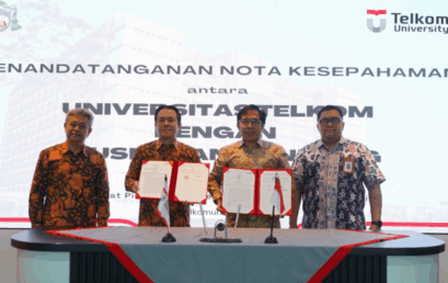 Penandatanganan MoU TelU & Keuskupan Bandung